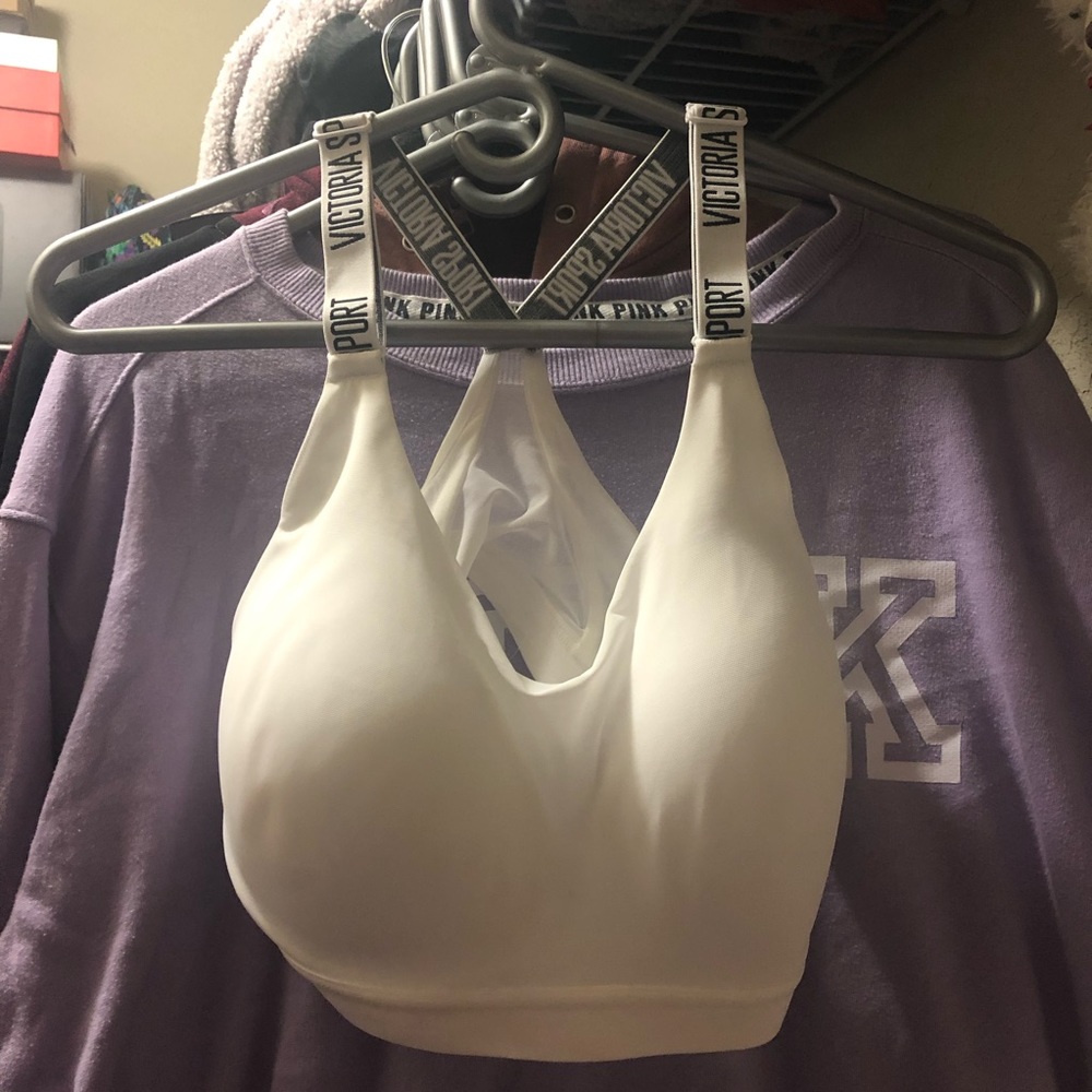 VS Sports bras 34D